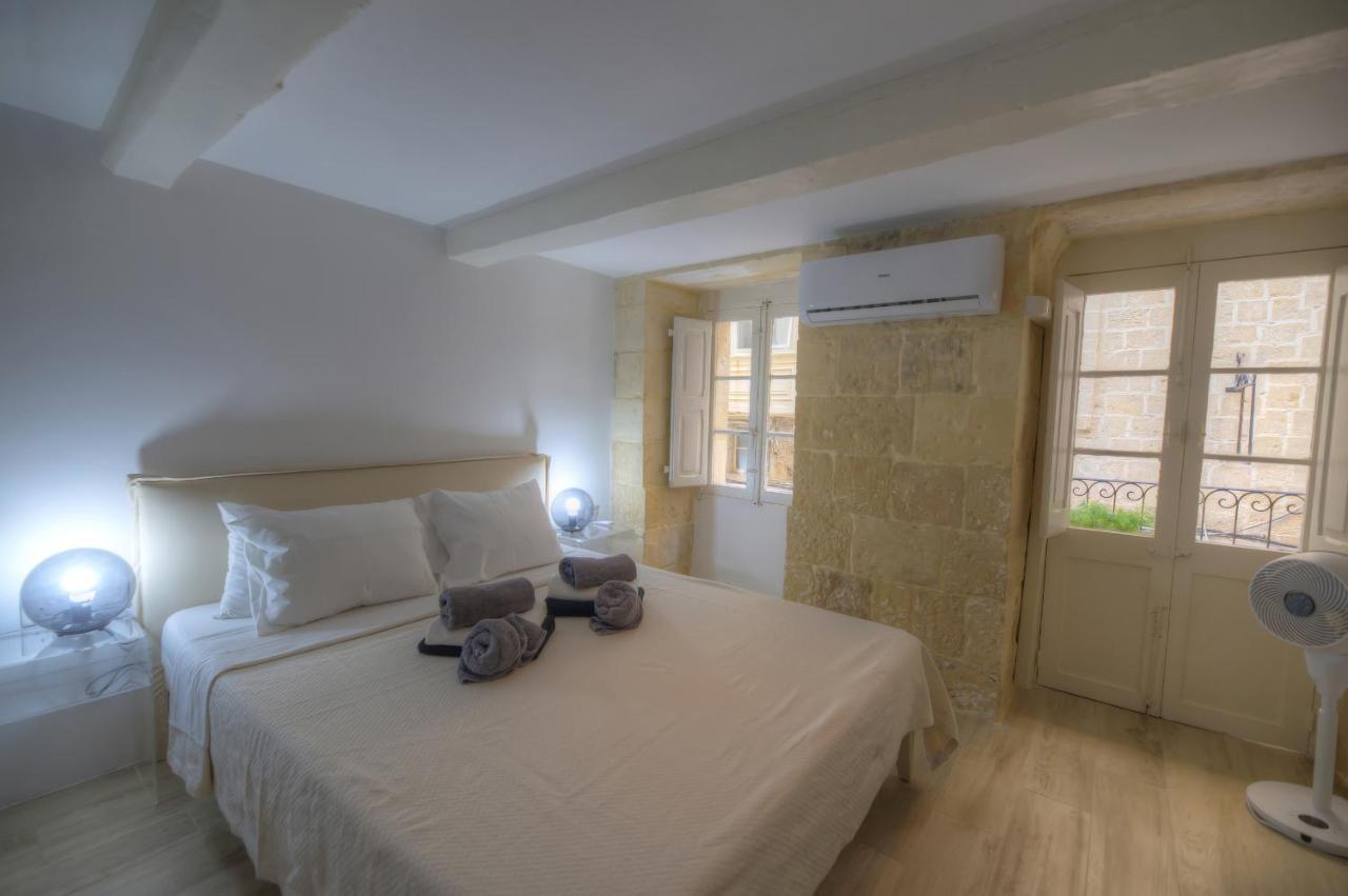 Cute And Modern Duplex Apartment In Ideal Location Rcas1-1 Valletta Kültér fotó
