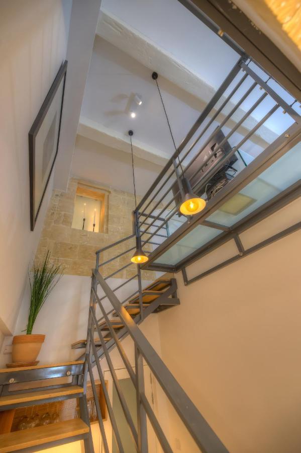 Cute And Modern Duplex Apartment In Ideal Location Rcas1-1 Valletta Kültér fotó