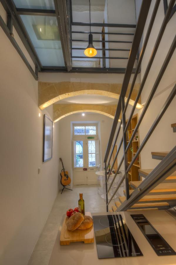 Cute And Modern Duplex Apartment In Ideal Location Rcas1-1 Valletta Kültér fotó