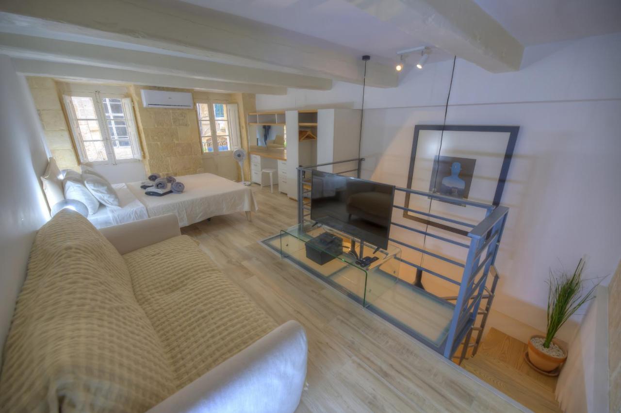Cute And Modern Duplex Apartment In Ideal Location Rcas1-1 Valletta Kültér fotó